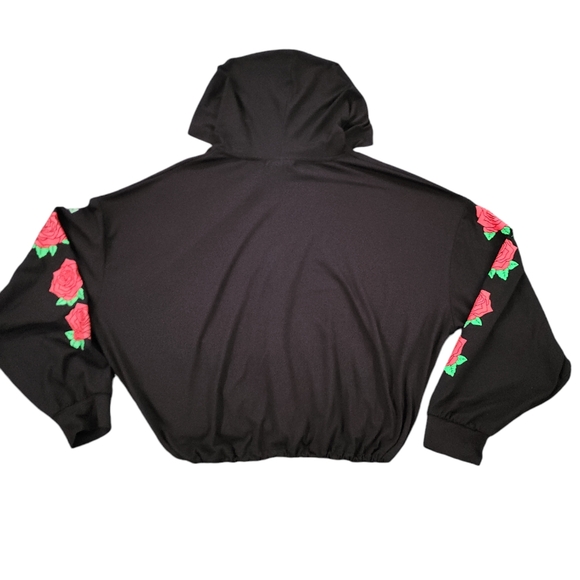 Streetwear Society Hooded‎ Angel Top Sz Medium Roses Black Longsleeve Womens Jr. - Picture 5 of 9